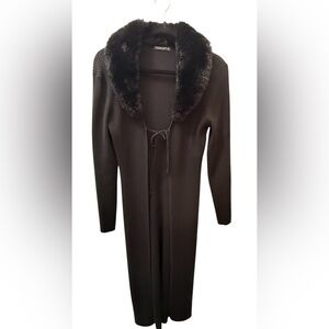 Elegant Black Cape with Faux Fur Collar